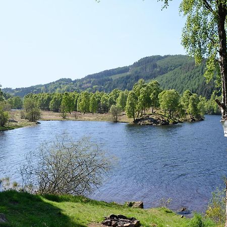 Foss Tummel Cottage מראה חיצוני תמונה