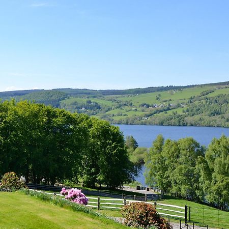 Foss Tummel Cottage מראה חיצוני תמונה