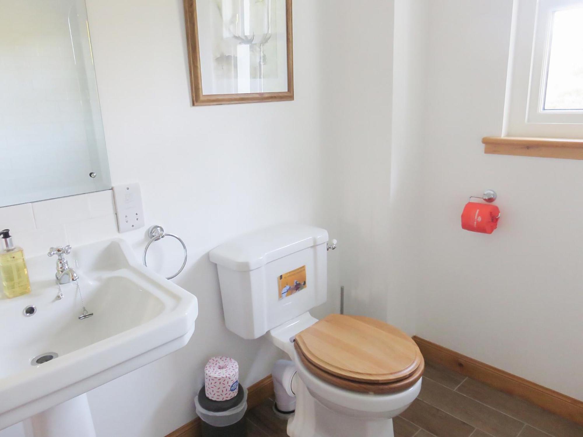 Foss Tummel Cottage מראה חיצוני תמונה