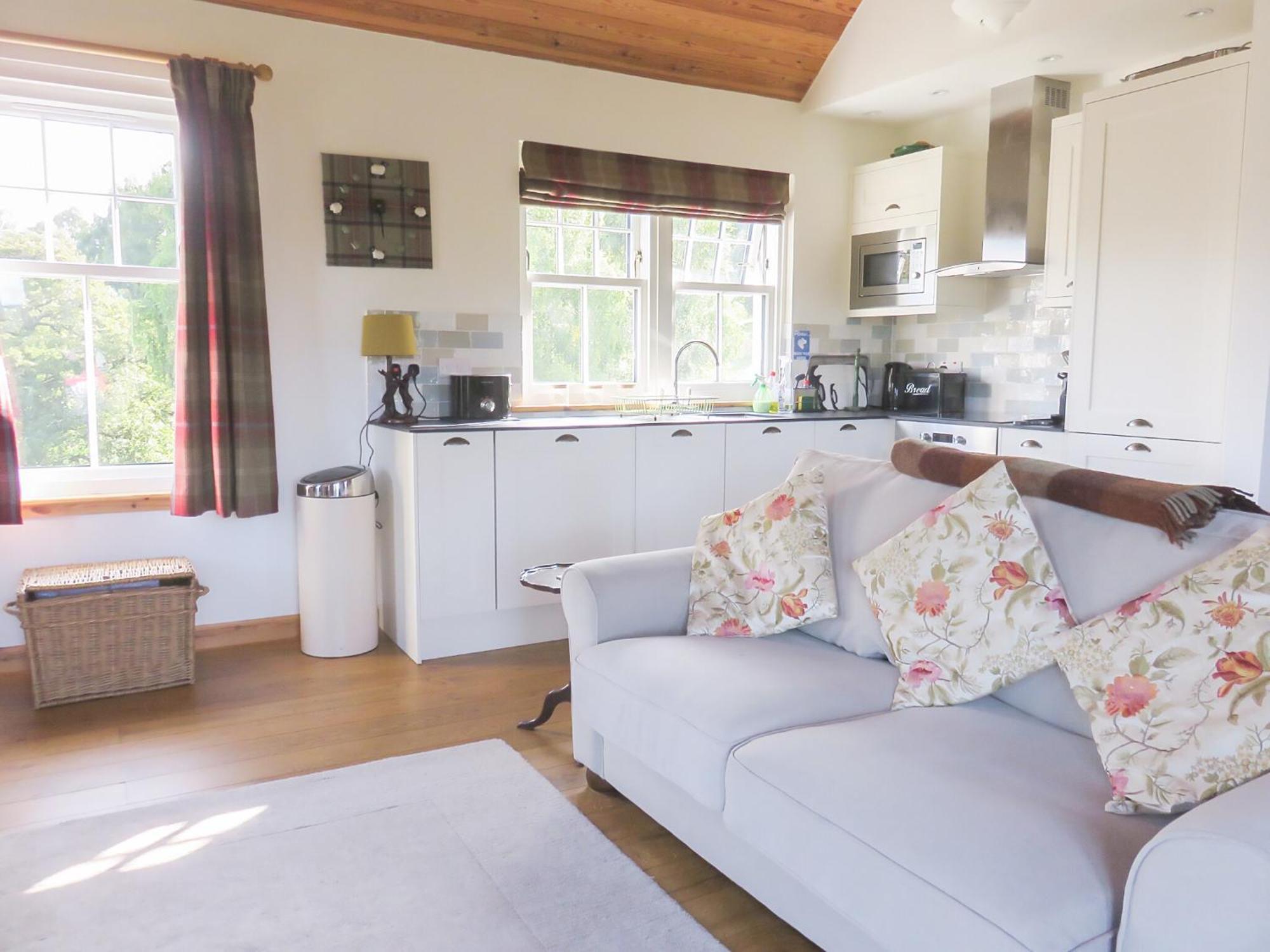 Foss Tummel Cottage מראה חיצוני תמונה